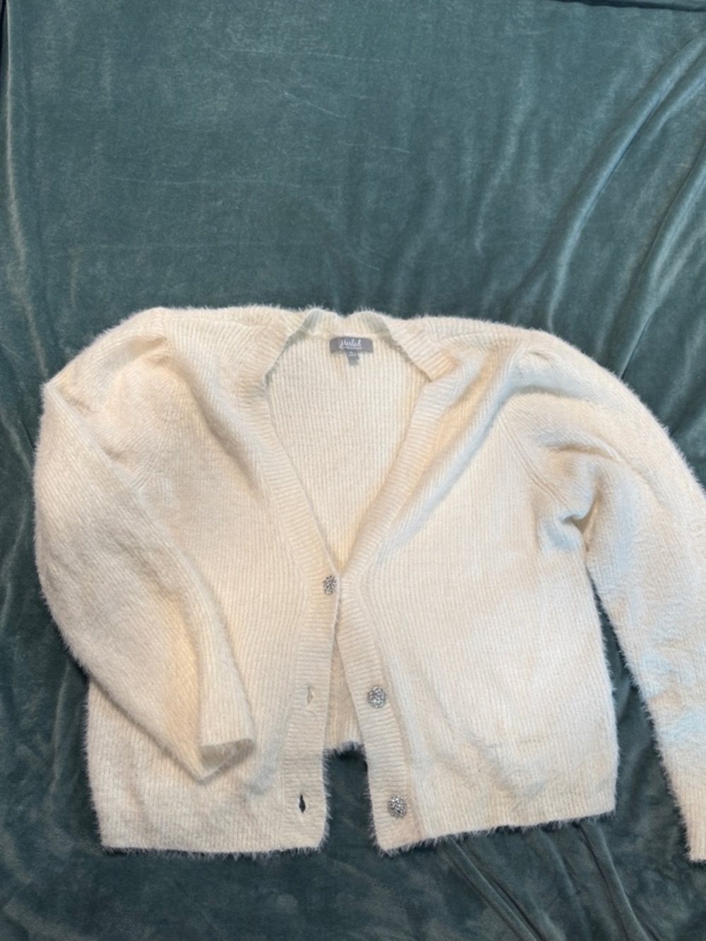 Marled Cream V-Neck Button-Front Fuzzy Cardigan